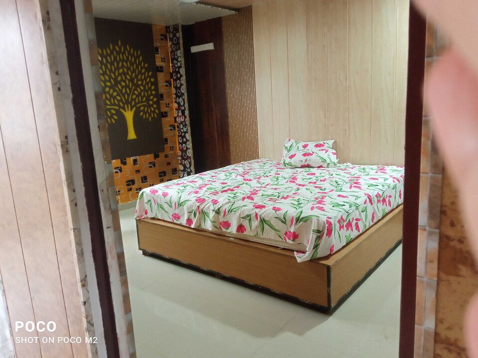 OYO Am Pm Hotel, Charbagh Lucknow, Lucknow