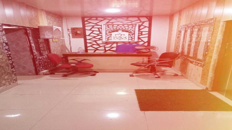 OYO Am Pm Hotel, Charbagh Lucknow, Lucknow