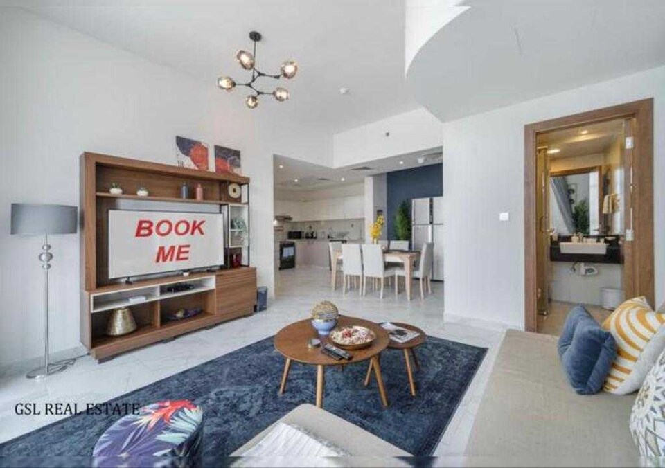 OYO 1217 Home Luxurious 1-Bed Apartment At Binghatti Millenium, Jumeirah, Dubai