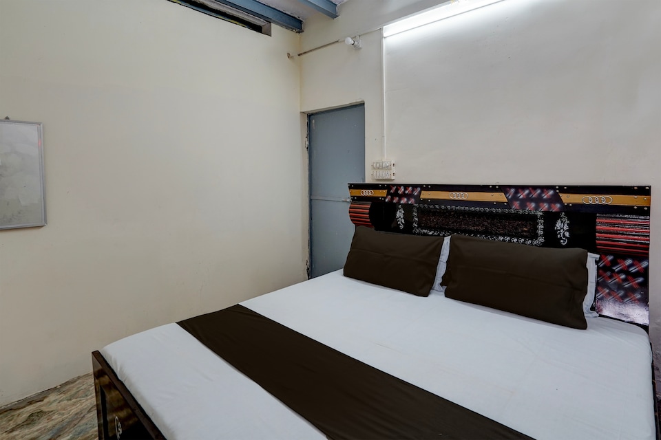 SPOT ON Royal Classic Hotel, Bulandshahr, Bulandshahr