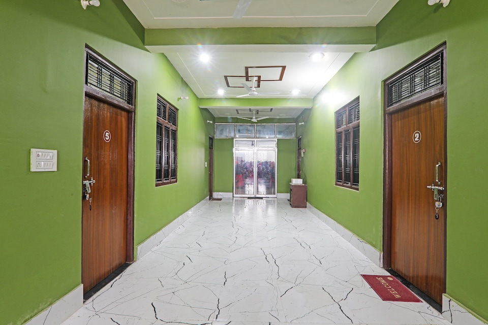 SPOT ON Raj Ratan Hotel And Restaurant, Mangarh, Mangarh