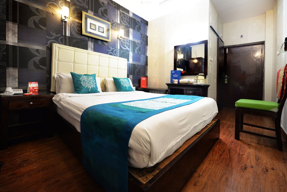 OYO 1779 Hotel Executive Inn, MG Road Vijayawada, विजयवाड़ा