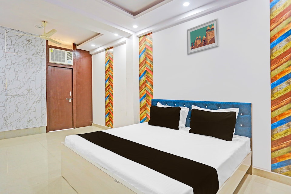 Hotel O R. K HOTEL, IIT Kanpur, Kanpur