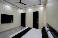 OYO Hotel North view 