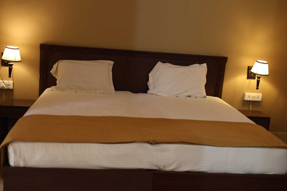 Hotel O SHREE KRISHNA JUNGLE RESORT KHAJURAHO, Khajuraho, Khajuraho