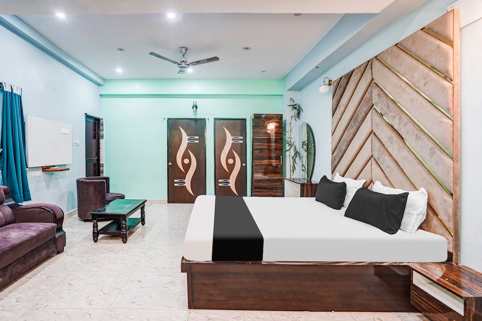 Hotel O M.U Club, Bailey Road, Patna