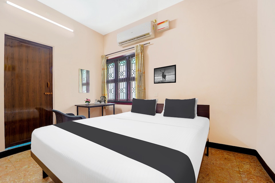Hotel O Ganapathy Athipalayam Pirivu Road, Gandhipuram Coimbatore, Coimbatore