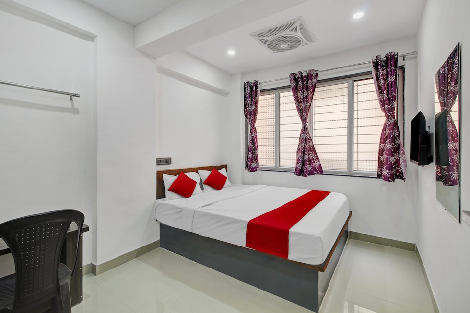 Hotel O Bhekrai Nagar Bus Terminal Formerly Silver Star, Hadapsar Pune, Pune