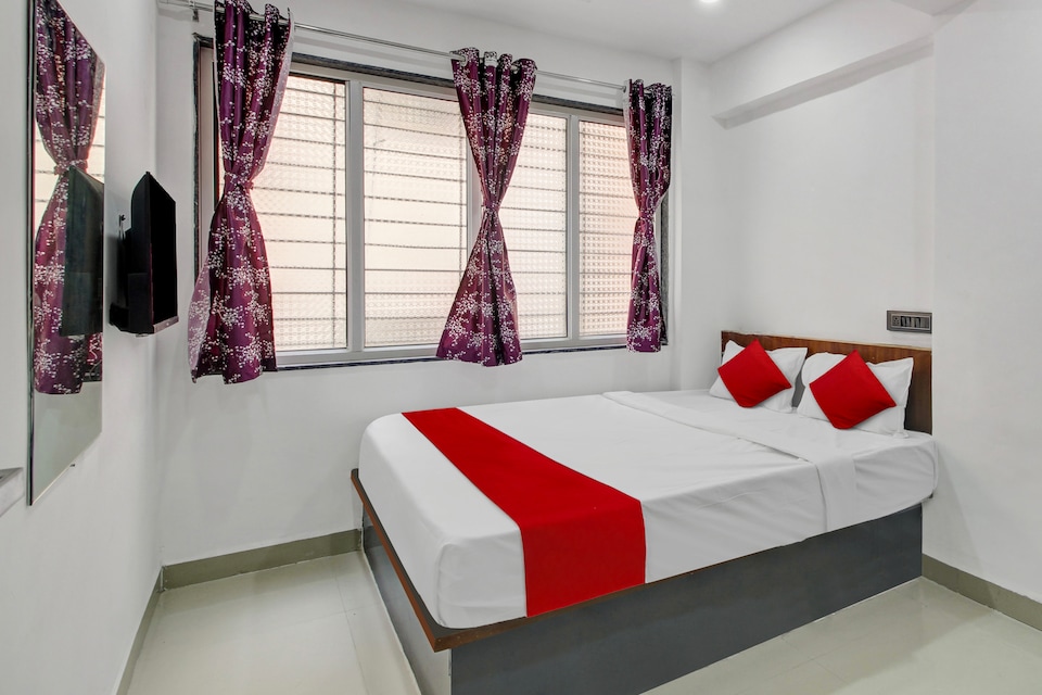 Hotel O Bhekrai Nagar Bus Terminal Formerly Silver Star, Hadapsar Pune, Pune