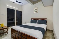 Hotel O Sri Lakshmi Venkateshwara Delux Lodge