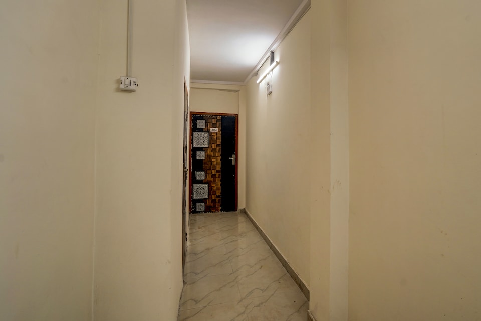 Hotel O Happy Times, Anand Vihar Delhi, Delhi