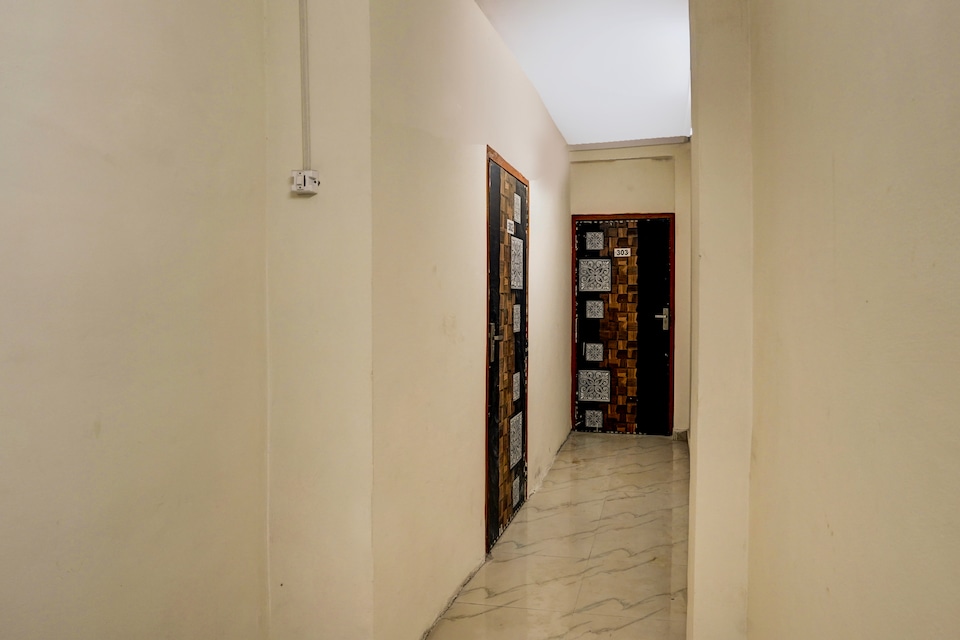 Hotel O Happy Times, Anand Vihar Delhi, Delhi