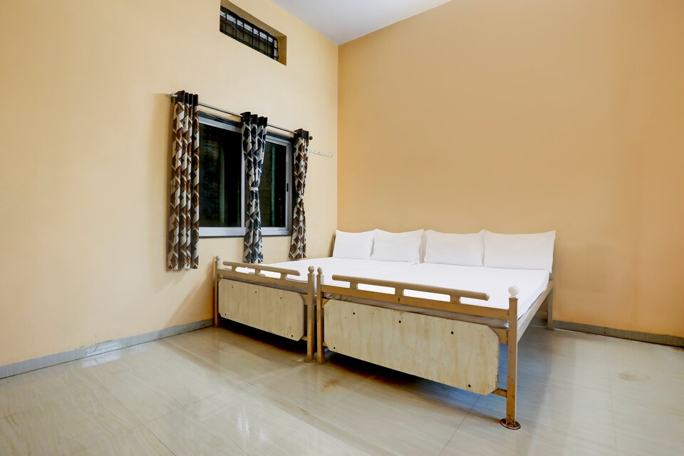 OYO JAY SHRIRAM YATRI NIWAS(LODGE), Hingoli, Nanded