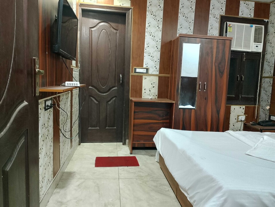 OYO 821826 Brothers Hotel, Faridabad, Faridabad