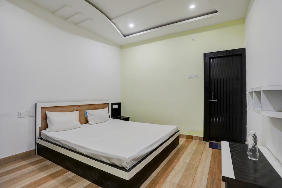 Hotel O by OYO The Nirvana Resorts, Dhanbad, Dhanbad