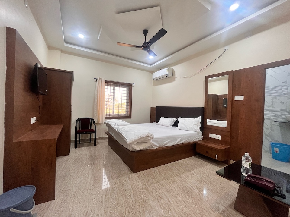 Hotel O Deepak Inn, Jajpur, Jajpur