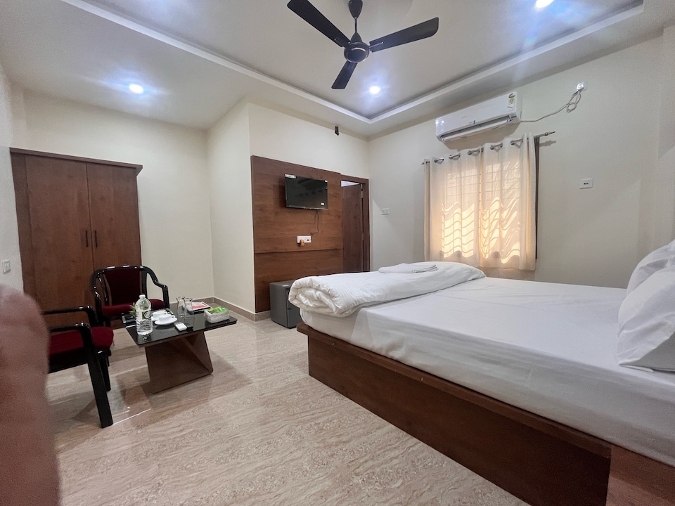 Hotel O Deepak Inn, Jajpur, Jajpur