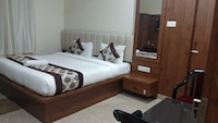 Hotel O Park Inn