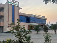 Hotel O Deepak Inn
