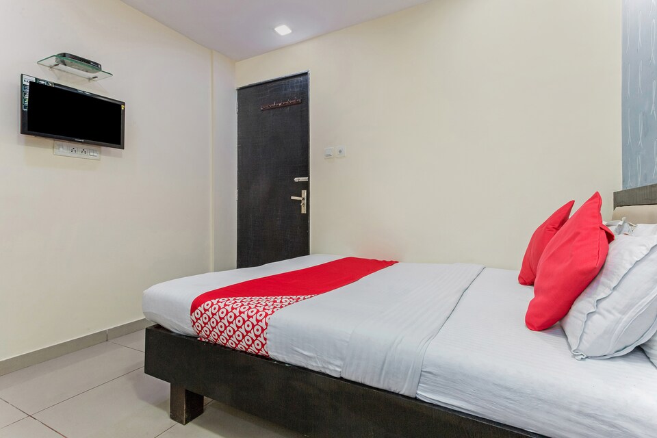 Prop LIVE with Code - MUM413, Mumbai International Airport, Mumbai