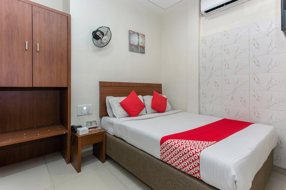 Prop LIVE with Code - MUM413, Mumbai International Airport, Mumbai