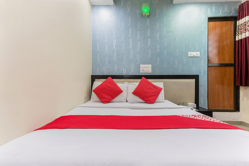 Prop LIVE with Code - MUM413, Mumbai International Airport, Mumbai