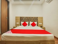 OYO Hotel The Heritage Inn