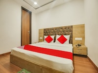 OYO Hotel The Heritage Inn