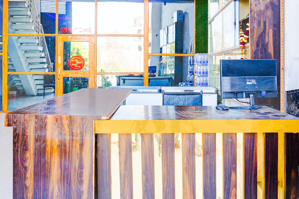 Muchhad 75 Hotel, Etawah, Etawah