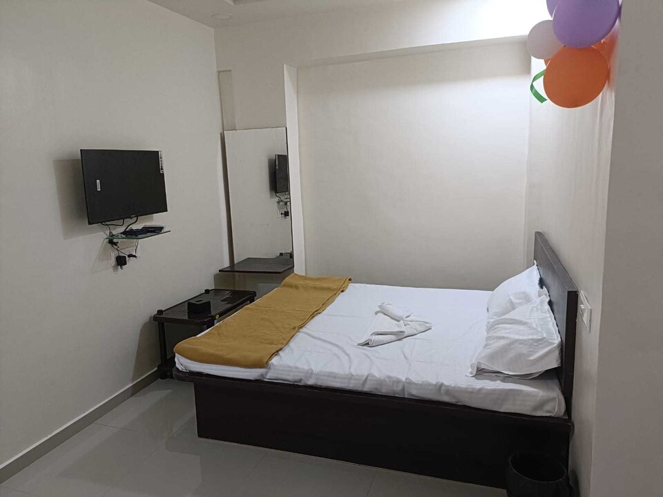 POP 82200C Sai INN lodge, Baramati, Baramati