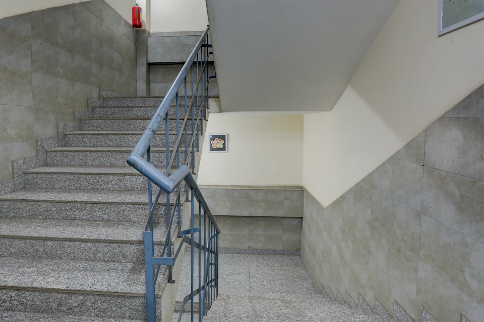 Hotel O Sweet Voilet, Golf Course Road, Gurgaon