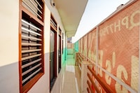 Hotel O Chawla's Hotel & Restaurant