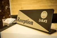 Collection O HOTEL ZARAS INN