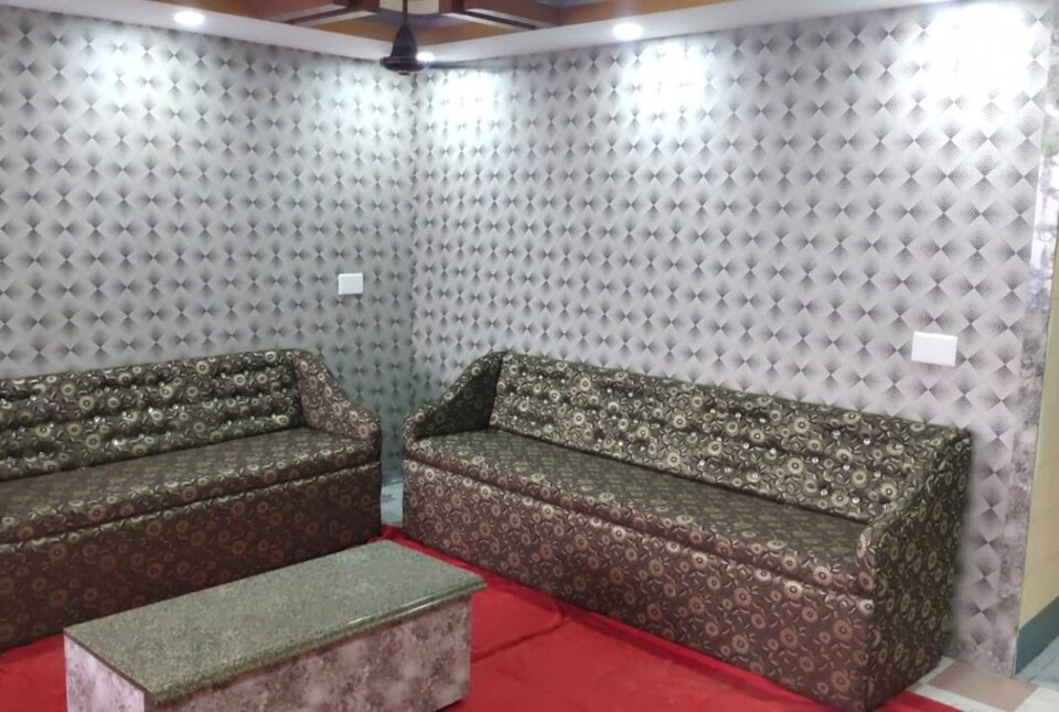 OYO Sam Guest House, Chepauk Chennai, Chennai