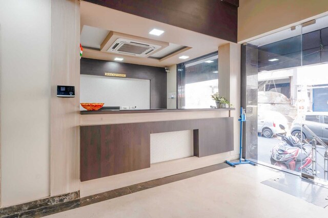 Collection O HOTEL CHENNAI PALACE