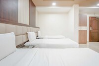 Collection O HOTEL CHENNAI PALACE