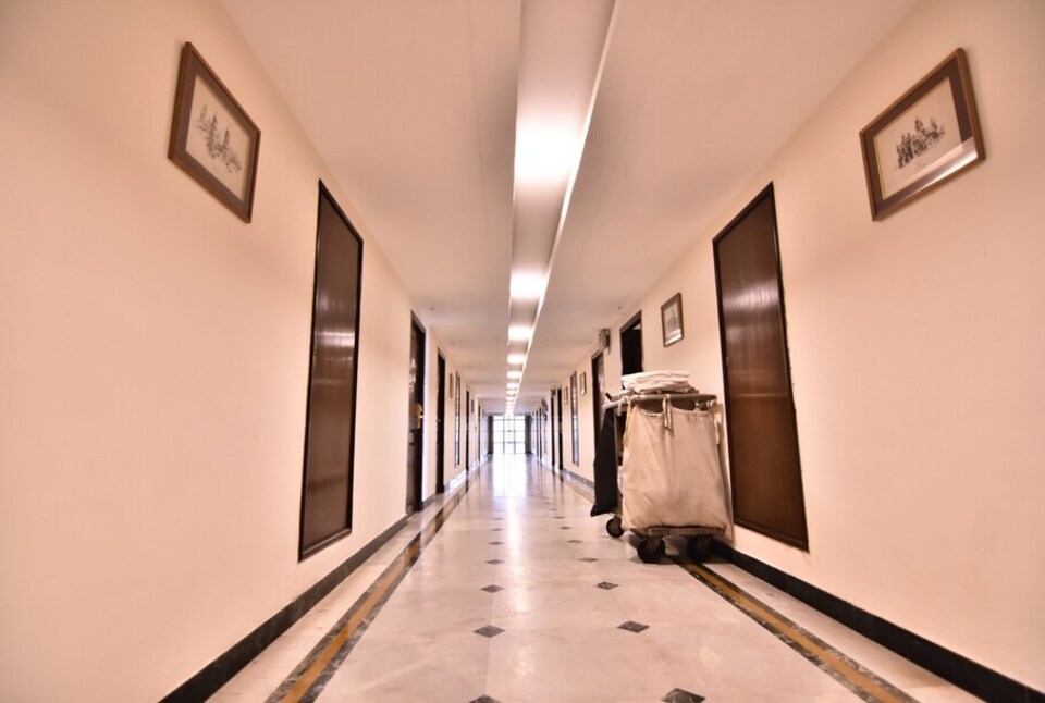 Townhouse 1325 SIMSAN HOTEL, Koyambedu Chennai, Chennai