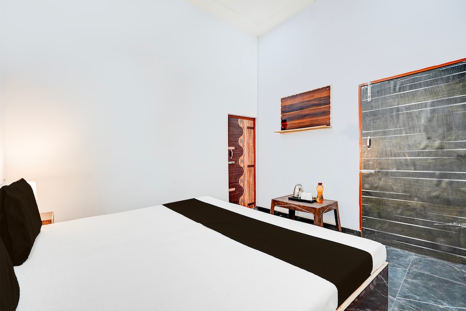 Hotel O Royal Residency, Aligarh, Aligarh