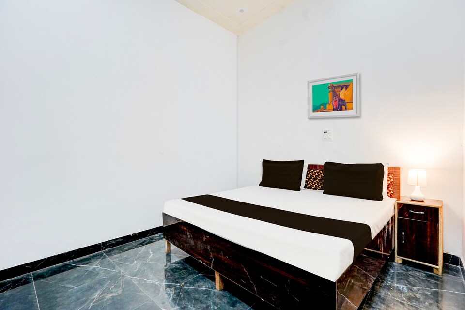 Hotel O Royal Residency, Aligarh, Aligarh