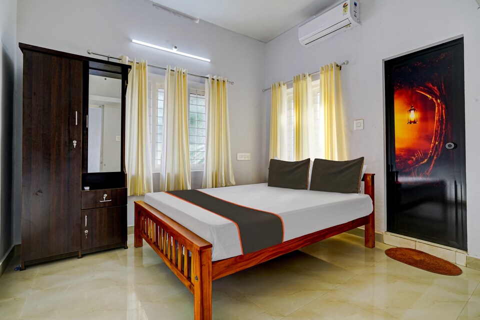 OYO Thaikkattukara Residency, Ankamaly Airport Kochi, Kochi