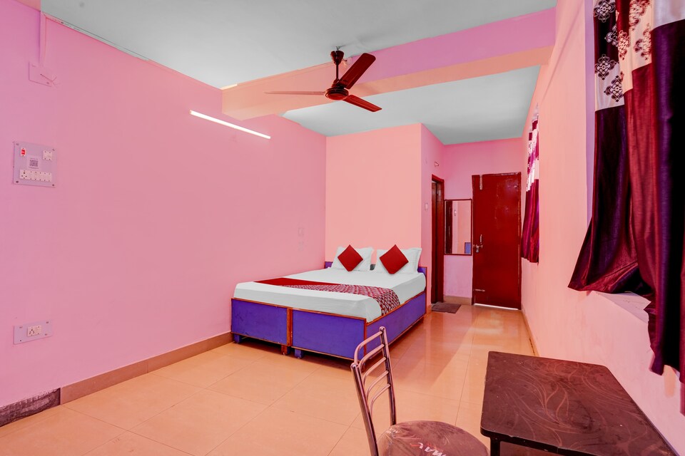 OYO Flagship LAXMI GUEST HOUSE, Flagship Ranchi, Book ₹647 OYO