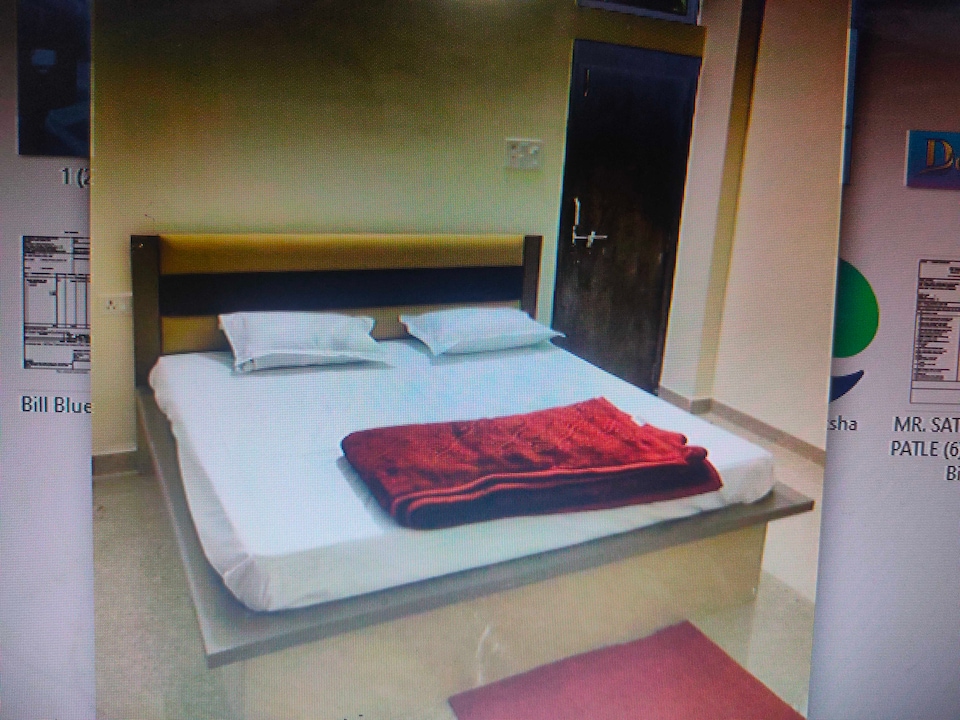 Hotel O Deeksha, Mandla, Mandla