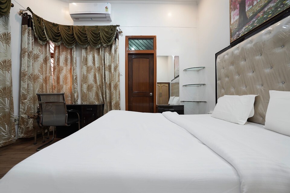 OYO Sumans Pg Guest House Service Apartment, Mumfordganj Allahabad, Prayagraj