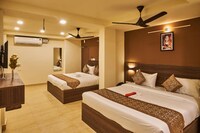 OYO HOTEL AKMG TOWERS