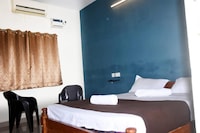 OYO Nr galaxy residency