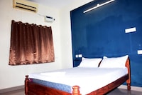 OYO Nr galaxy residency