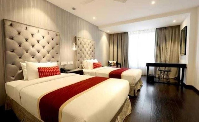 OYO Galaxy Residency 