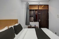 OYO Hotel Funday 