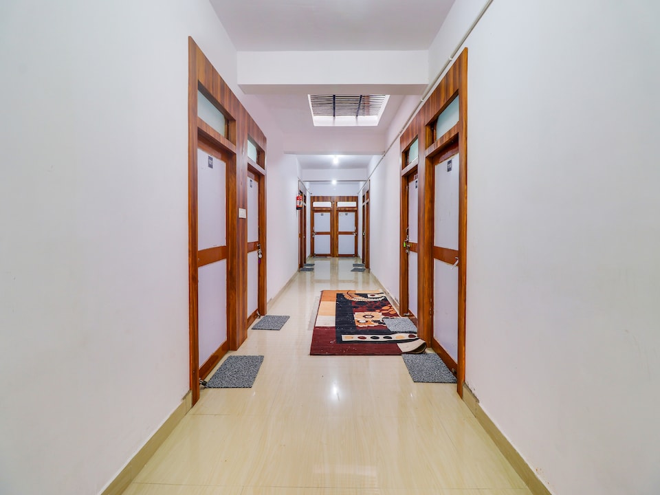 Hotel O Paras Palace, Jhansi, Jhansi