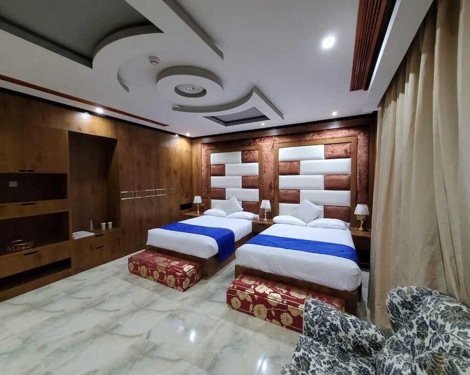 OYO 1244 Camphor Hotel, Dafan Al Khor, Ras-Al-Khaimah